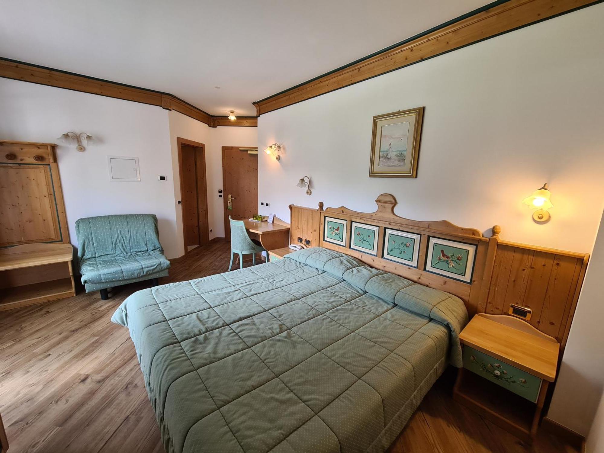 Alpenhotel Panorama Campitello di Fassa Exterior foto